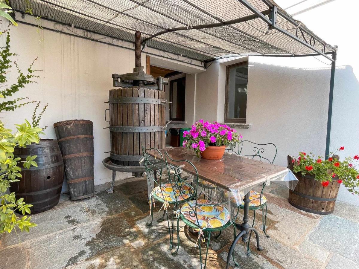 Antico Torchio Apartment Limonta ภายนอก รูปภาพ